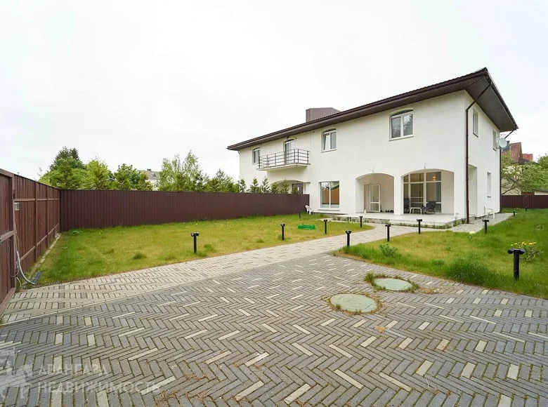 Apartment 202 m² Vopytny, Belarus