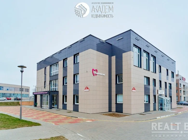 Commercial property 1 660 m² in Minsk, Belarus