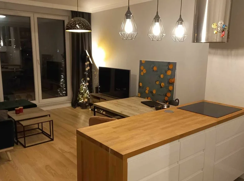 2 room apartment 47 m² in Warsaw, Poland