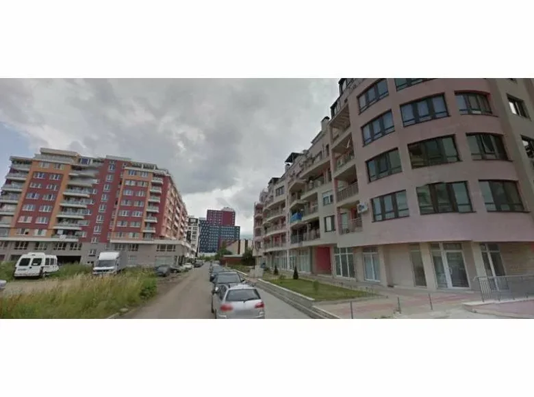 Atterrir 4 769 m² Mladost, Bulgarie