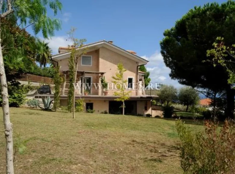 5 bedroom villa 742 m² Sanremo, Italy