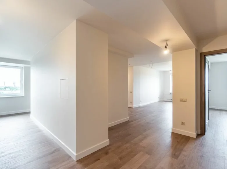 Mieszkanie 3 pokoi 78 m² Ryga, Łotwa