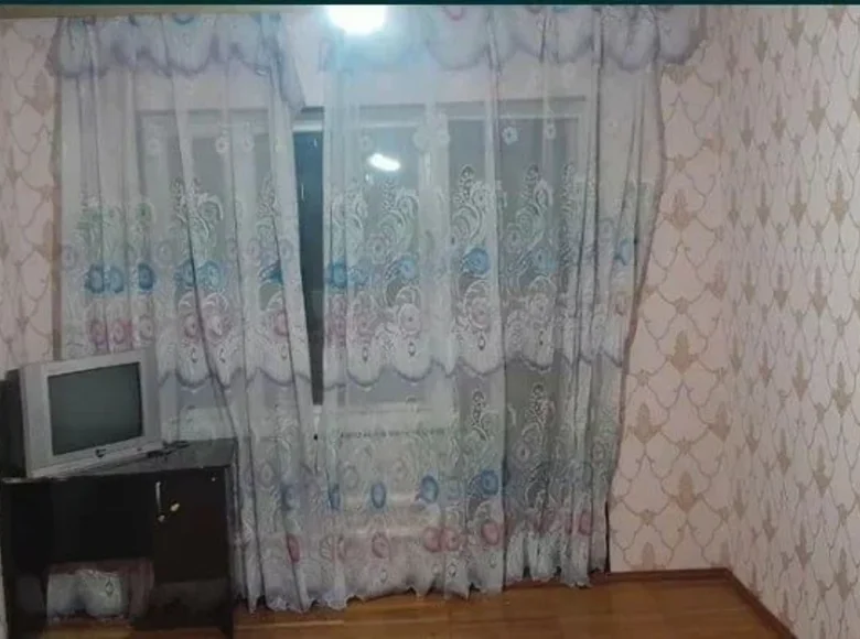 Kvartira 1 xona 38 m² Toshkentda