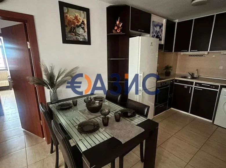 2 bedroom apartment 82 m² Sveti Vlas, Bulgaria