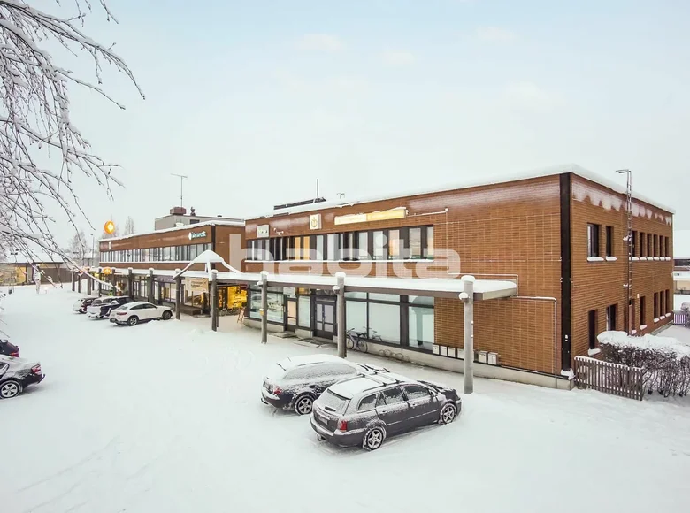 Office 248 m² in Pudasjaervi, Finland