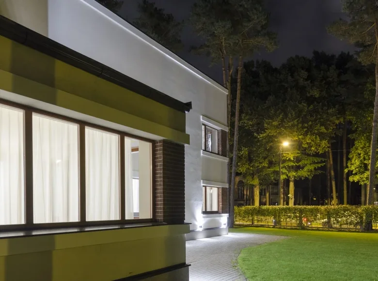 Villa 6 habitaciones 410 m² Riga, Letonia
