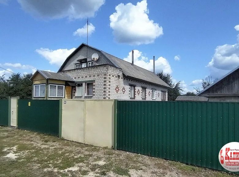 House 200 m² Loyew, Belarus