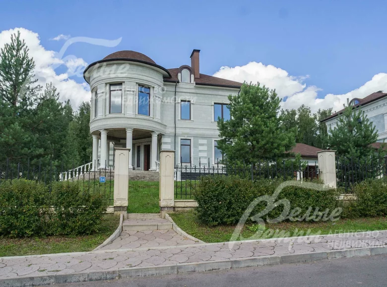 Dom 12 pokojów 860 m² poselenie Krasnopahorskoe, Rosja