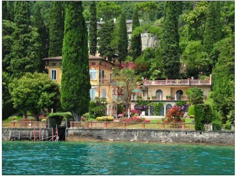 5 bedroom villa 400 m² Garda, Italy