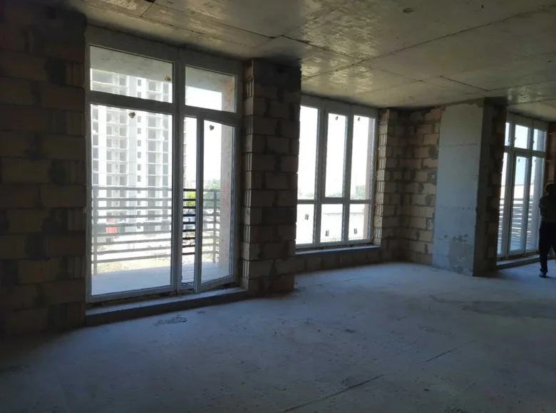 Mieszkanie 2 pokoi 69 m² Odessa, Ukraina