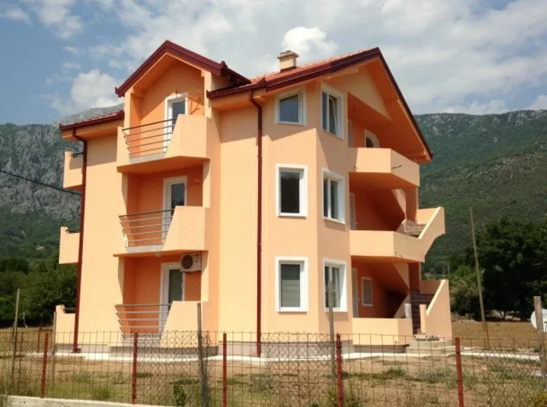 Дом 6 спален 220 м² Черногория, Черногория