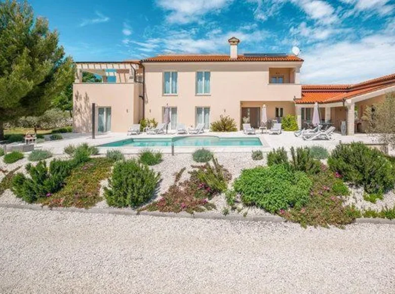 Villa de 4 dormitorios 460 m² Vinkuran, Croacia