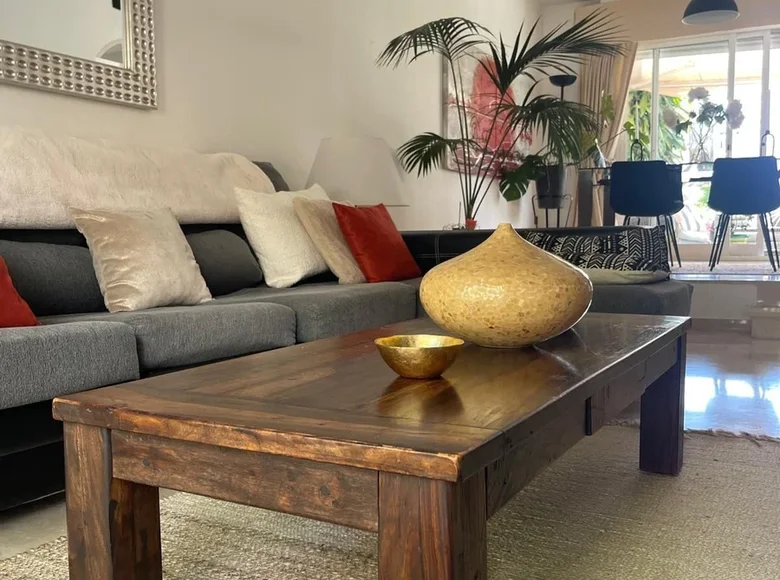 Haus 2 Schlafzimmer 97 m² Estepona, Spanien