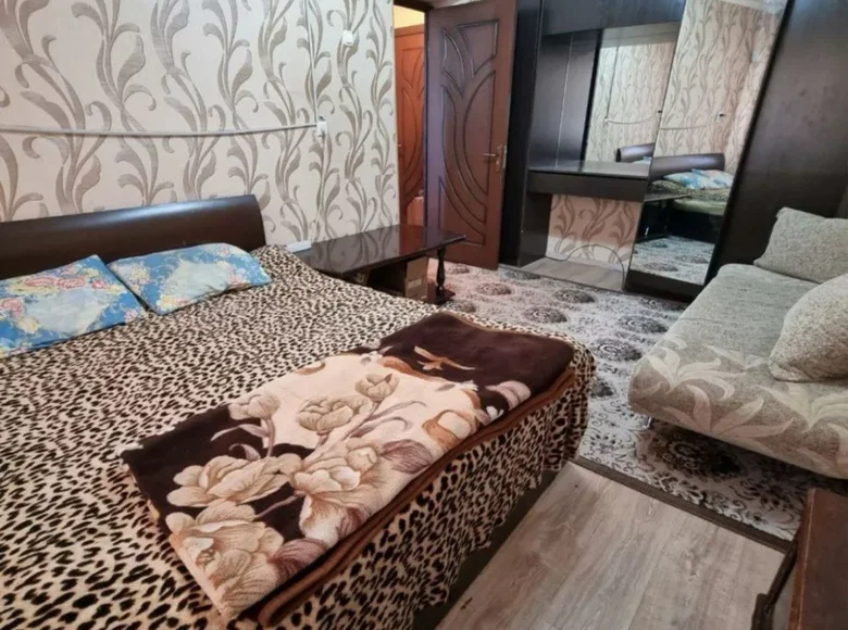 Kvartira 1 xona 28 m² Toshkentda