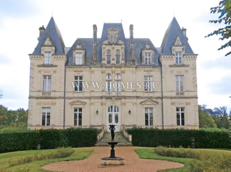Замок 15 спален 800 м² Ле Ман, Франция