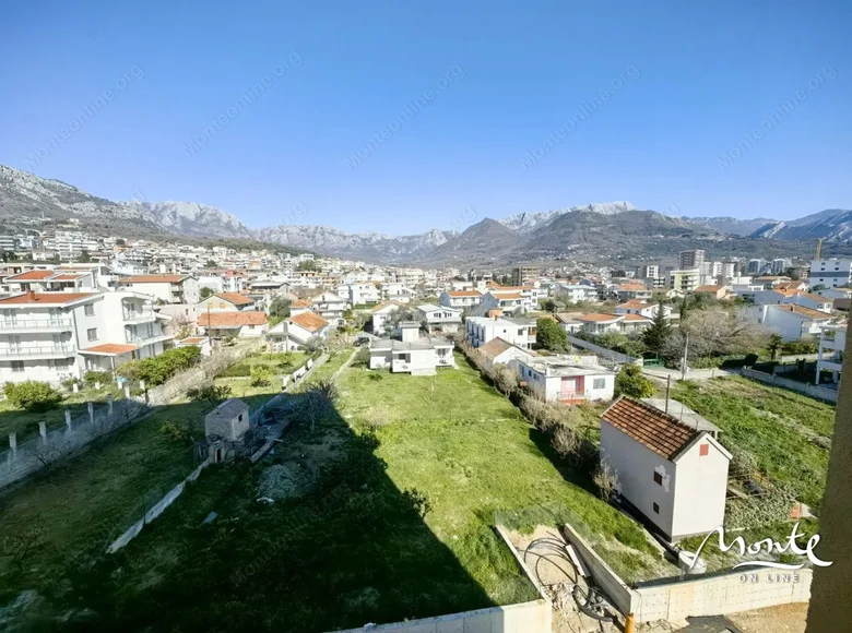 2 bedroom apartment 60 m² Bar, Montenegro