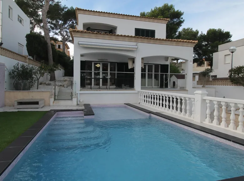 Willa 4 pokoi 220 m² Santa Ponsa, Hiszpania