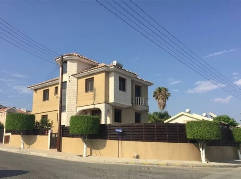 Willa 5 pokojów 295 m² Społeczność St. Tychon, Cyprus