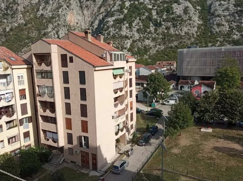 Mieszkanie 2 pokoi 55 m² Skaljari, Czarnogóra