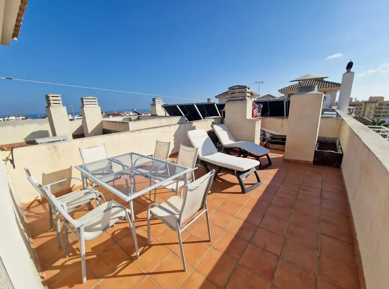 2 bedroom apartment 88 m² Estepona, Spain
