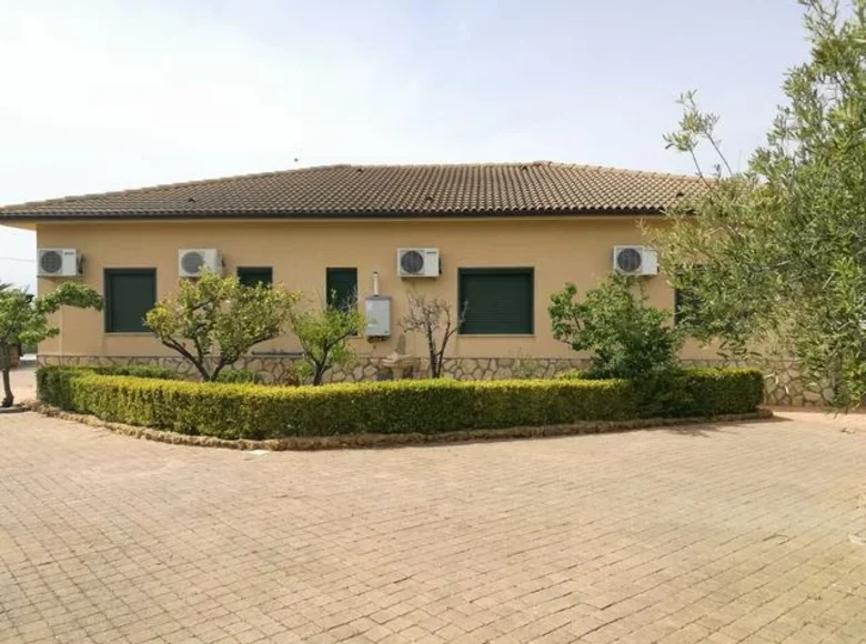 Villa de 4 dormitorios 170 m² Agrigento, Italia
