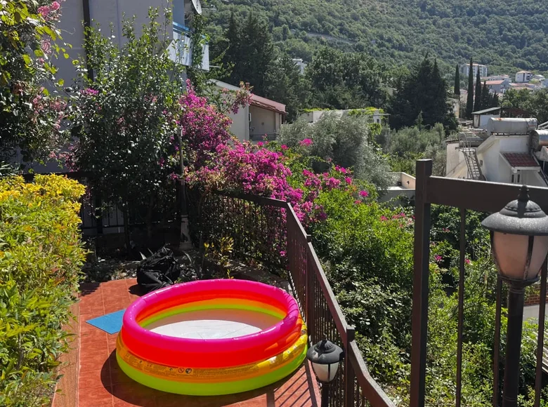 Apartamento 3 habitaciones 102 m² Petrovac, Montenegro