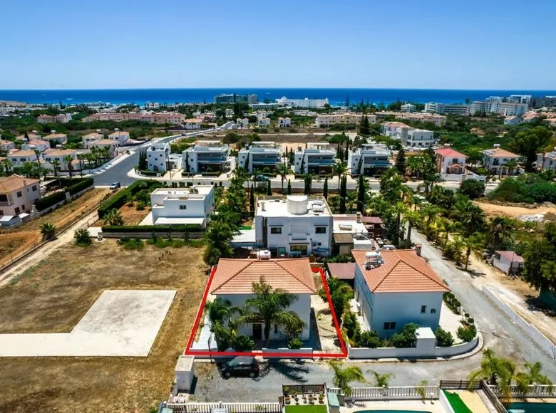 Dom wolnostojący 1 pokój 154 m² Ajia Napa, Cyprus