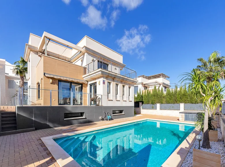 Вилла 5 спален 296 м² Orihuela, Испания