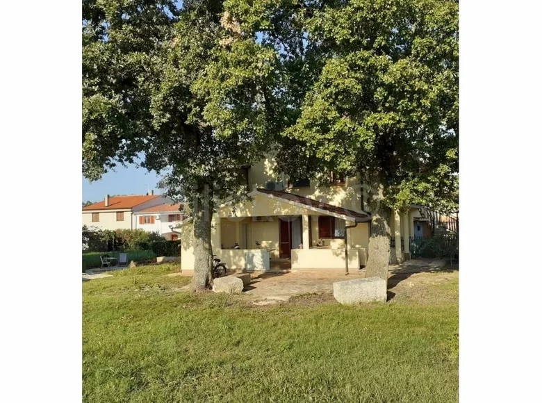Dom 5 pokojów 130 m² Novigrad, Chorwacja