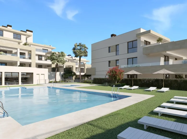 2 bedroom apartment  Estepona, Spain