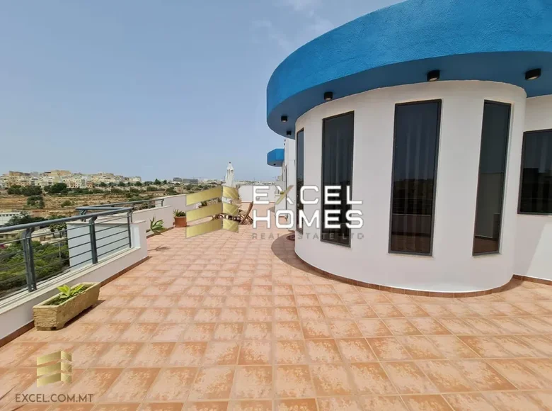 2 bedroom penthouse  in Msida, Malta