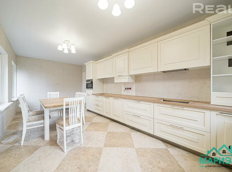 Cottage 366 m² Minsk, Belarus