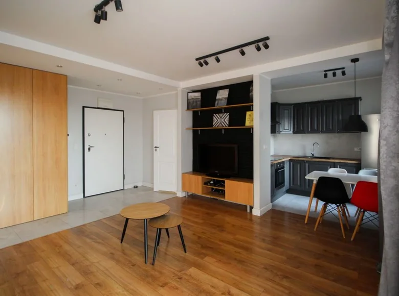 2 room apartment 42 m² in Warsaw, Poland