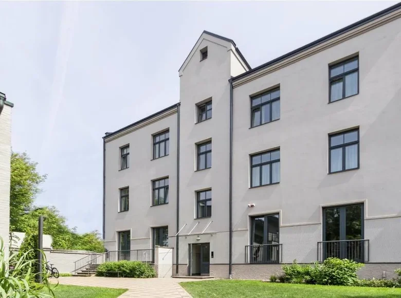 Mieszkanie 3 pokoi 80 m² Ryga, Łotwa