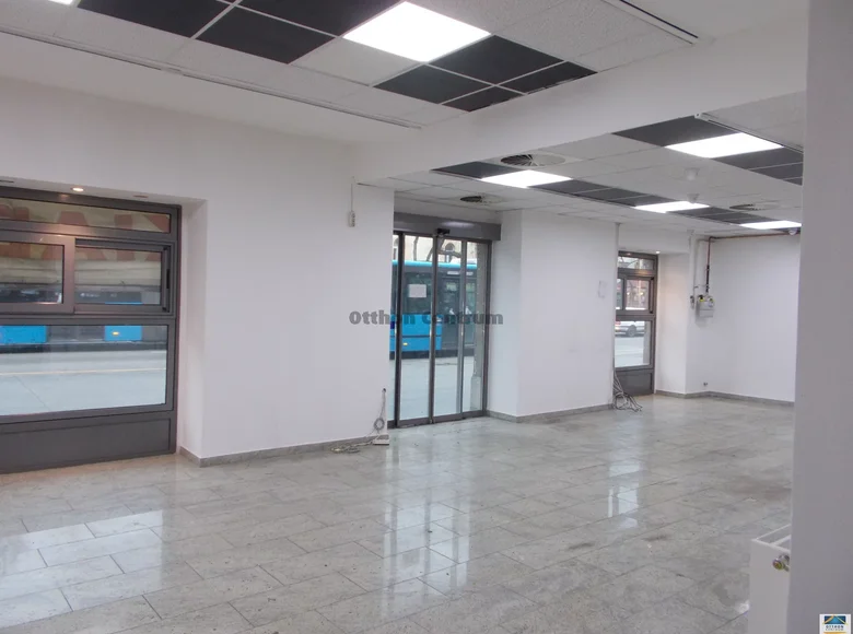 Commercial property 180 m² in Budapest, Hungary