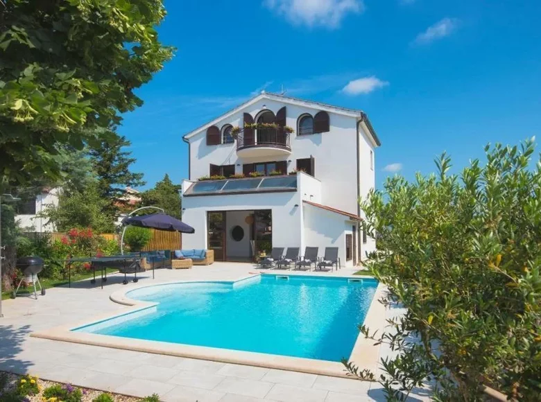 Villa 9 bedrooms 540 m² Grad Pula, Croatia