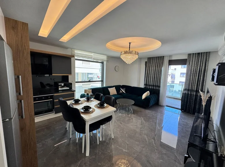 Mieszkanie 4 pokoi  Alanya, Turcja