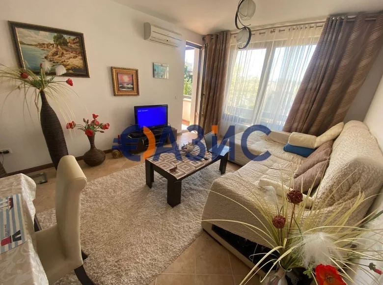 Mieszkanie 2 pokoi 70 m² Lozenets, Bułgaria