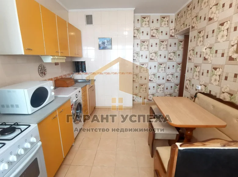 Квартира 1 комната 43 м² Брест, Беларусь