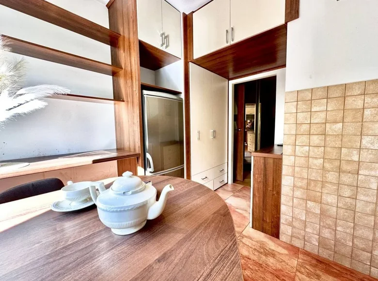 Квартира 1 комната 37 м² Лодзь, Польша