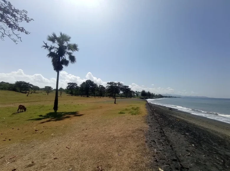 Land  Sanur, Indonesia