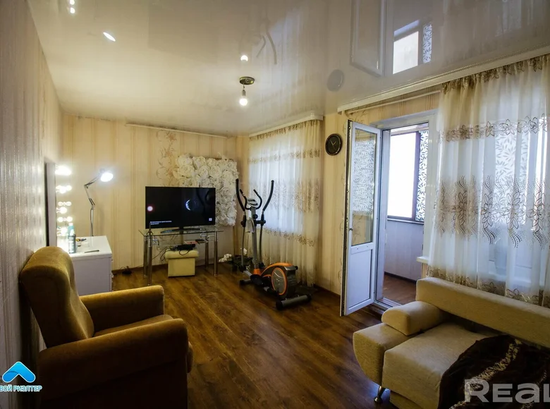 Mieszkanie 4 pokoi 82 m² Homel, Białoruś