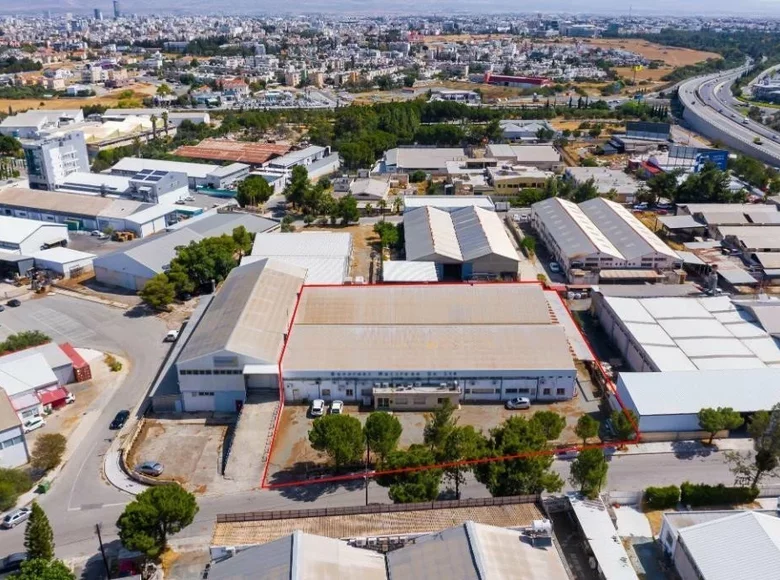 Lager 2 831 m² Strovolos, Cyprus