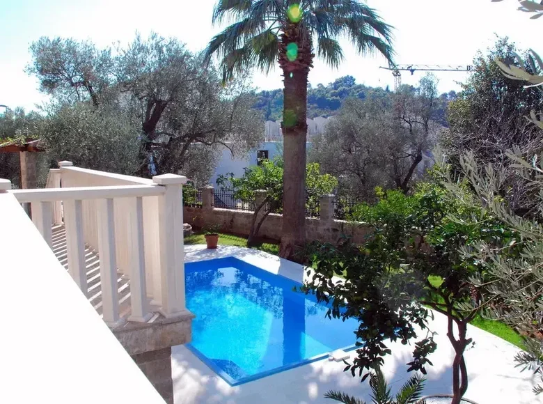 Villa de 6 chambres  Petrovac na Moru, Monténégro