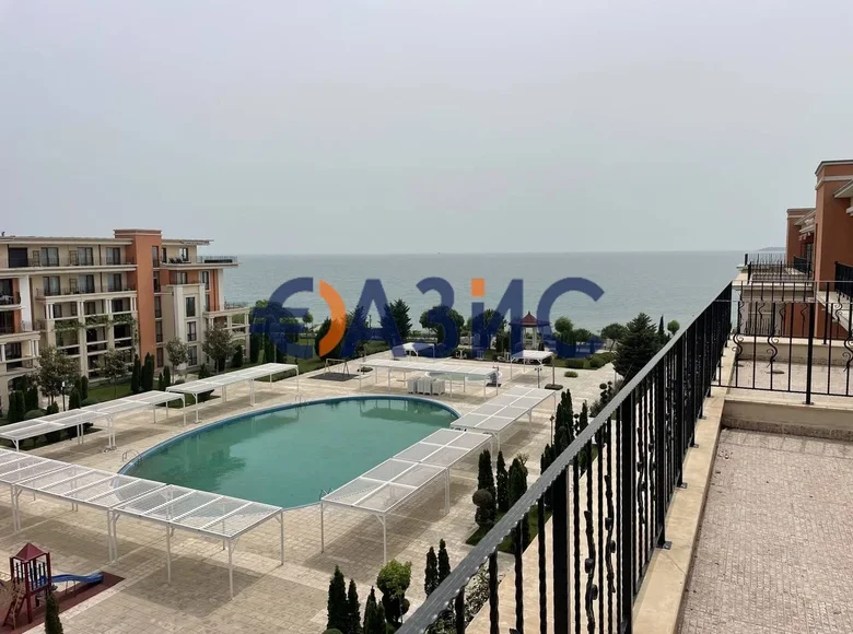 2 bedroom apartment 139 m² Sveti Vlas, Bulgaria
