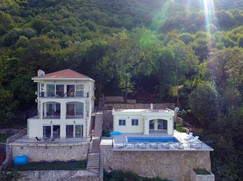 Villa de 6 chambres 300 m² Kotor, Monténégro