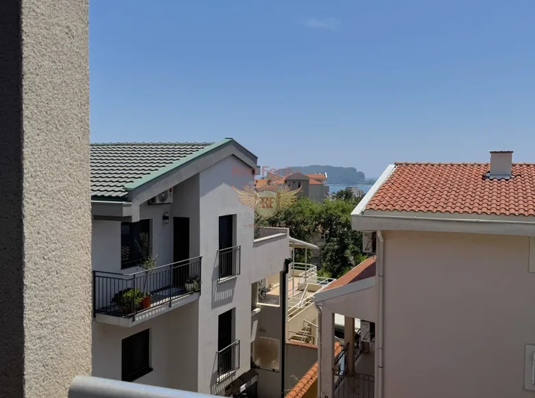 Квартира 4 комнаты 107 м² Будва, Черногория