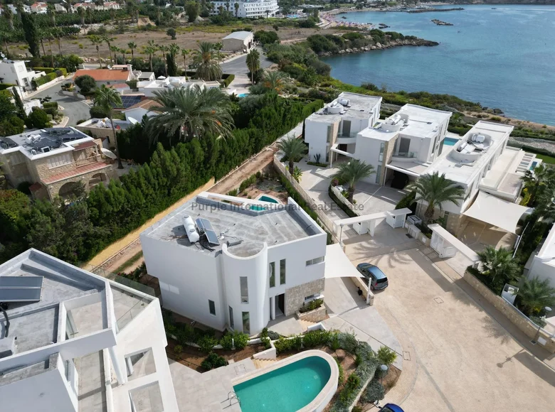4 bedroom Villa 196 m² Peyia, Cyprus