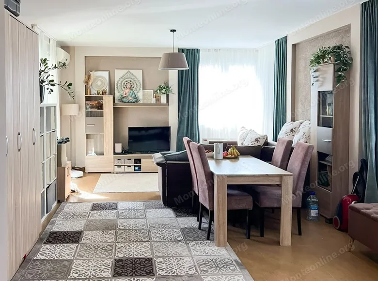 Mieszkanie 2 pokoi 88 m² Budva, Czarnogóra
