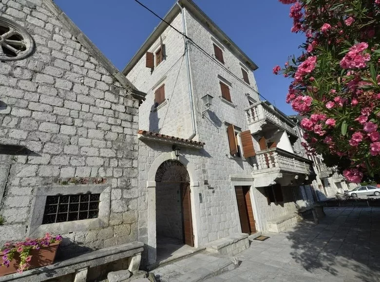 Apartamento 5 habitaciones 250 m² Zupci, Montenegro
